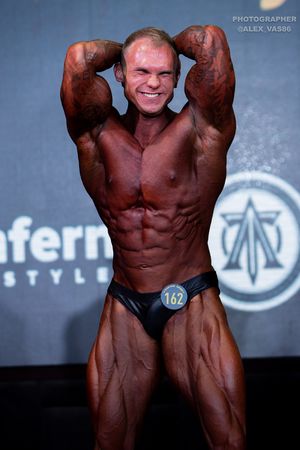 СLASSIC PHYSIQUE +178